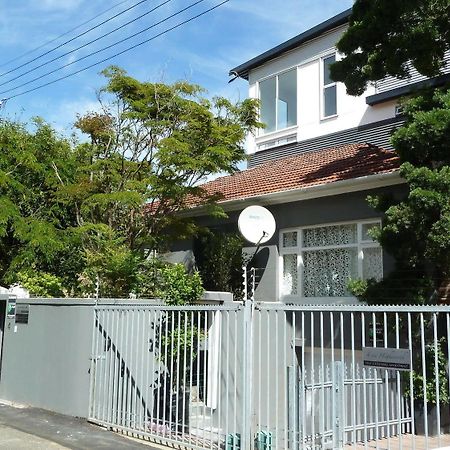 4 On Highworth Apartments And Studios Cape Town Eksteriør bilde