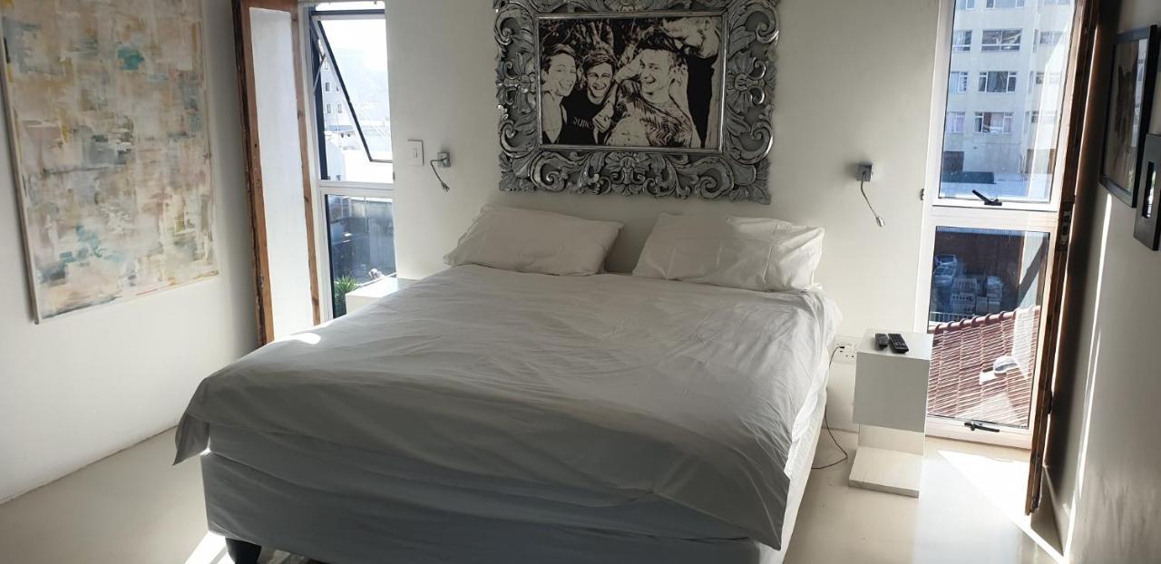 4 On Highworth Apartments And Studios Cape Town Eksteriør bilde