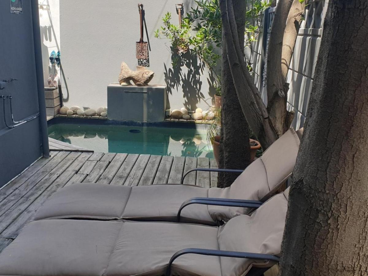 4 On Highworth Apartments And Studios Cape Town Eksteriør bilde