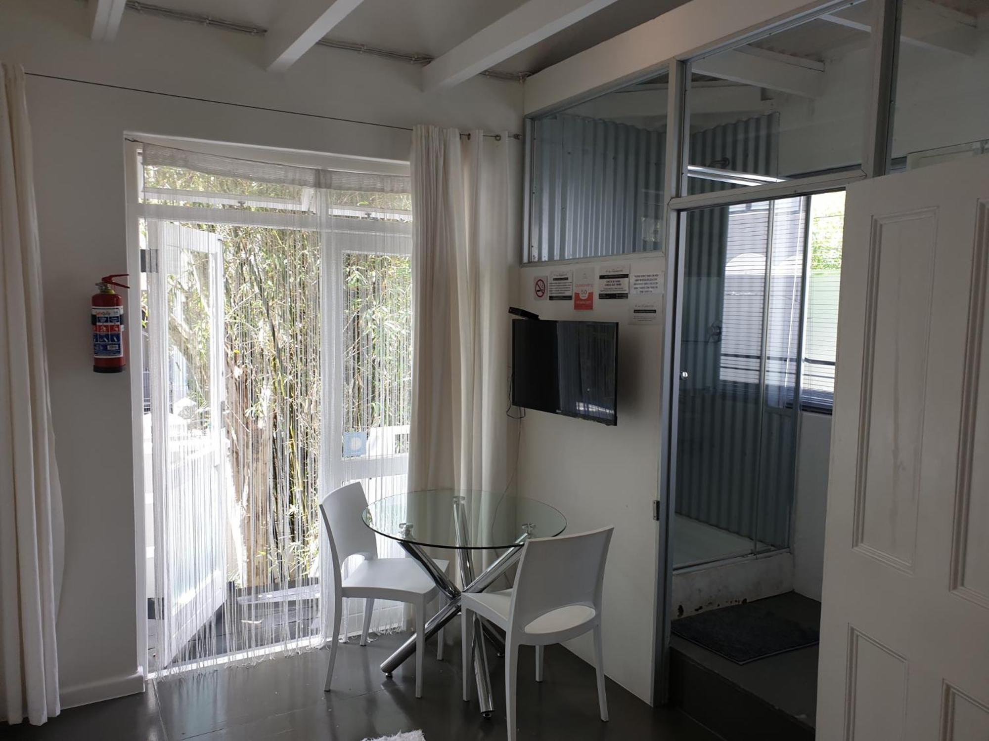 4 On Highworth Apartments And Studios Cape Town Eksteriør bilde