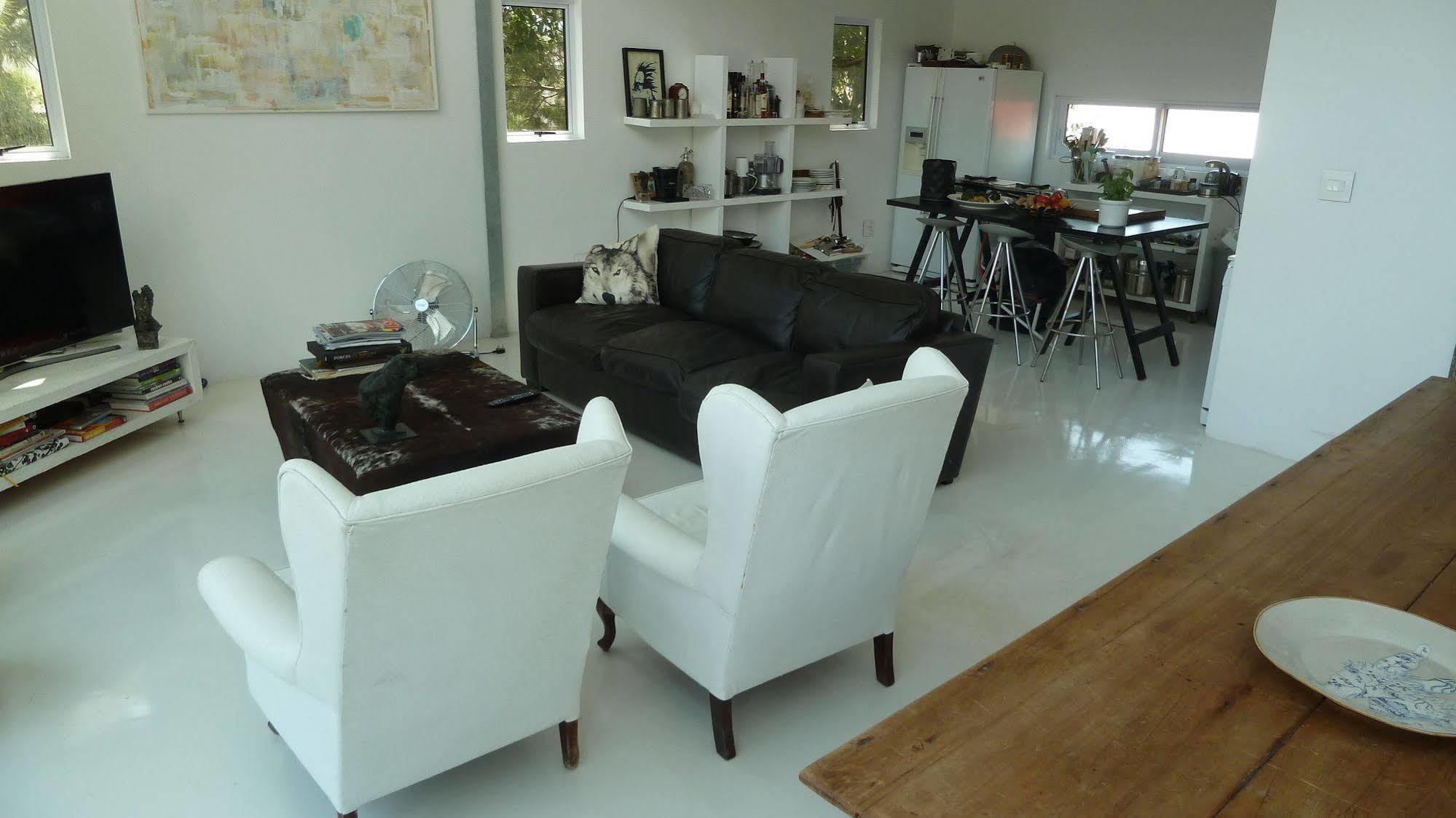 4 On Highworth Apartments And Studios Cape Town Eksteriør bilde