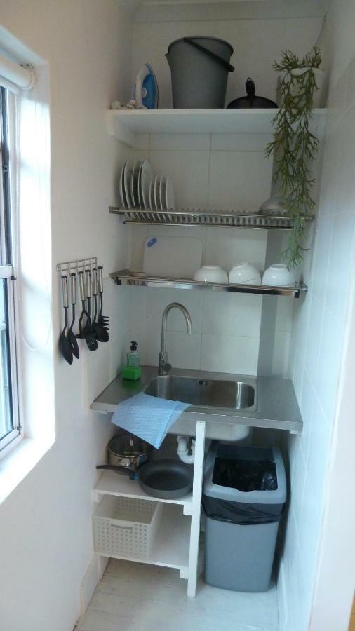 4 On Highworth Apartments And Studios Cape Town Eksteriør bilde